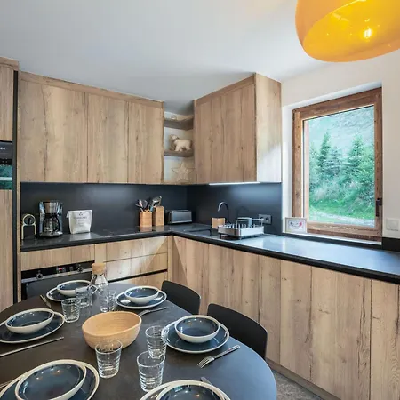Apartment Familial Skis Aux Pieds A - 6 Personnes, Confort Moderne - Fr-1-563-109
